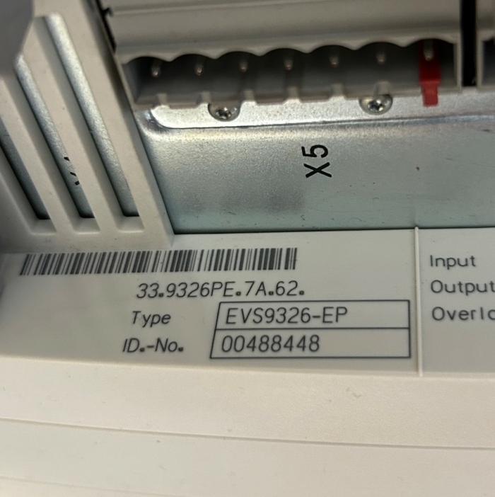 Lenze Inverter EVS 9326 EP